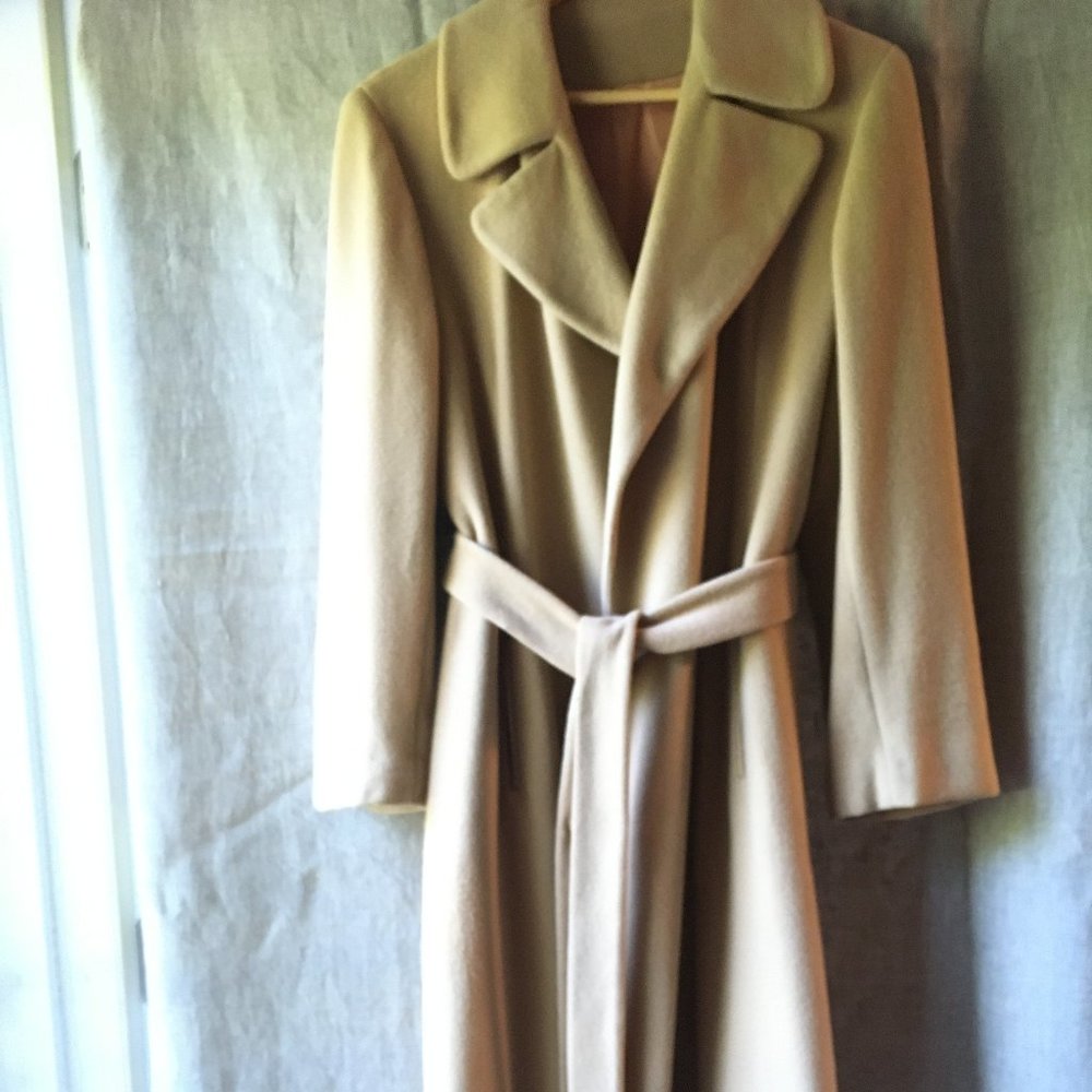 Vintage SAKS 5th Avenue Camel 100% Cashmere Coat